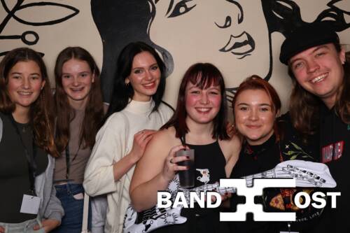 X 2024 11 23 77576105522323