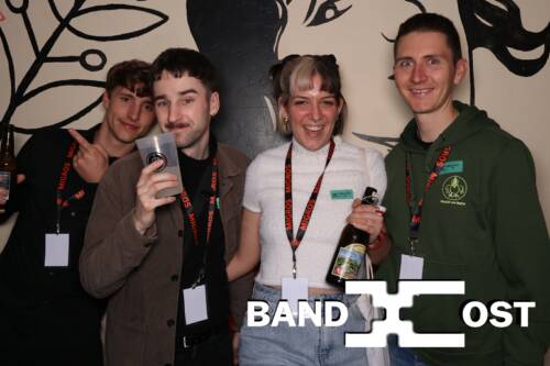 X 2024 11 23 84538112483431