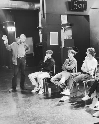 1 B0 D95 F7 8 FD5 4164 99 B4 A61163 B5065 F