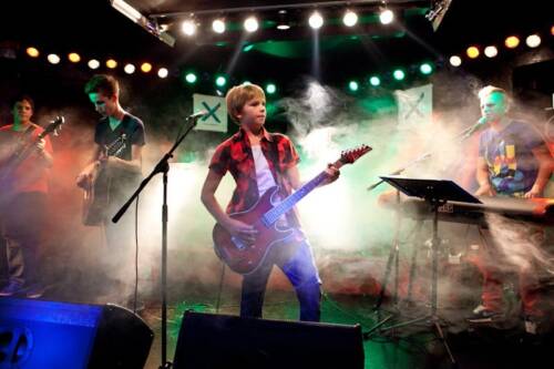 199500 383882378352185 1546107171 n