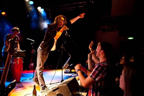 30368 404742952932794 91049836 n