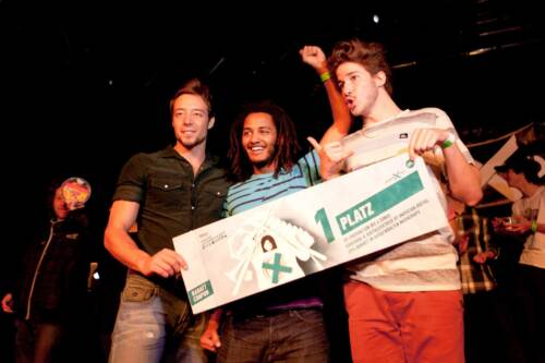 980349 598470593560028 13311519 o