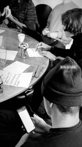 FFC9 B904 17 B7 4802 A0 F9 49 E4905279 EE